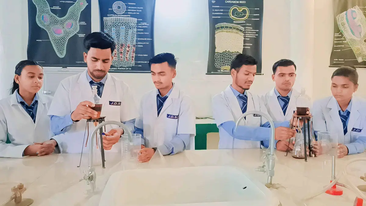 Jdsr Institute of Pharmacy Harpara Nigohi Shahjahanpur: campus photo 2