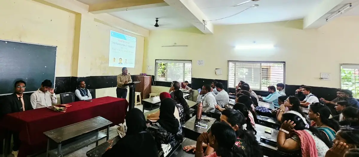 Jijamata Education Society'S Arts, Science and Commerce College, Nandurbar: campus photo 4