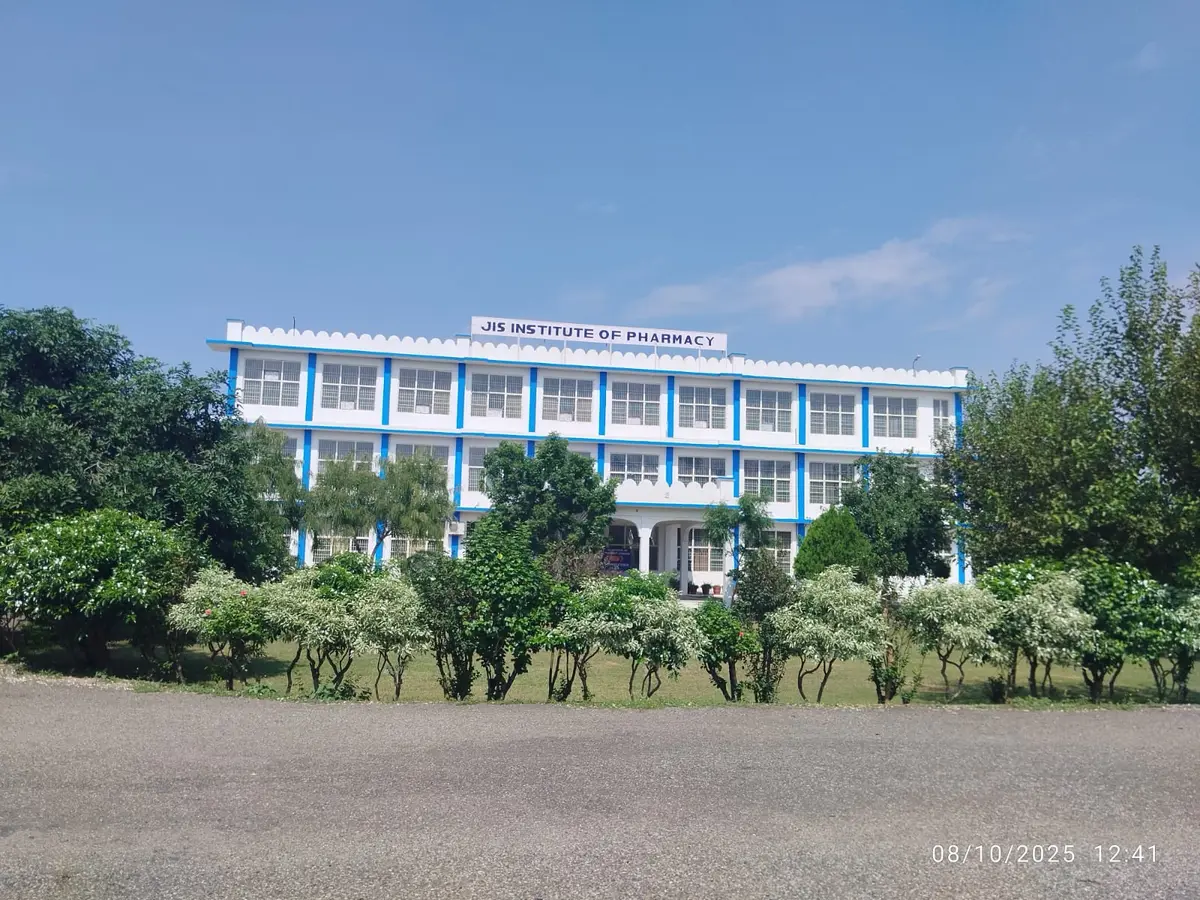Jis Institute of Pharmacy Ludhiana: campus photo 8