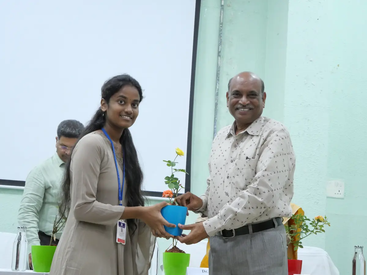 JNTU GV College of Engineering campus photo 8