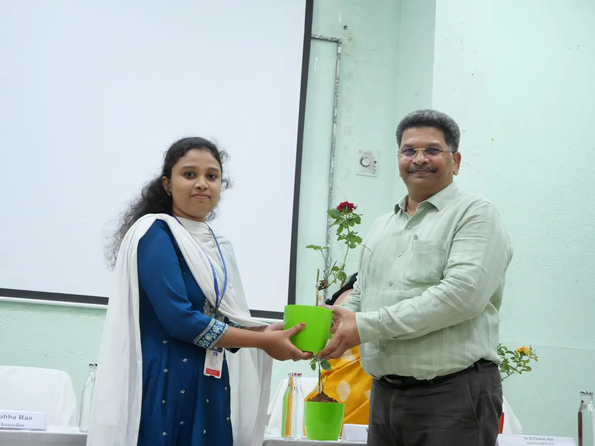 JNTU GV College of Engineering campus photo 7
