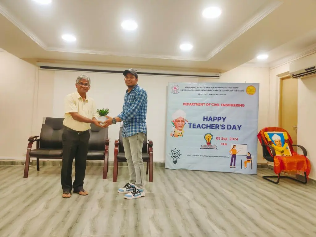 JNTUH College of Engineering Hyderabad: campus photo 7