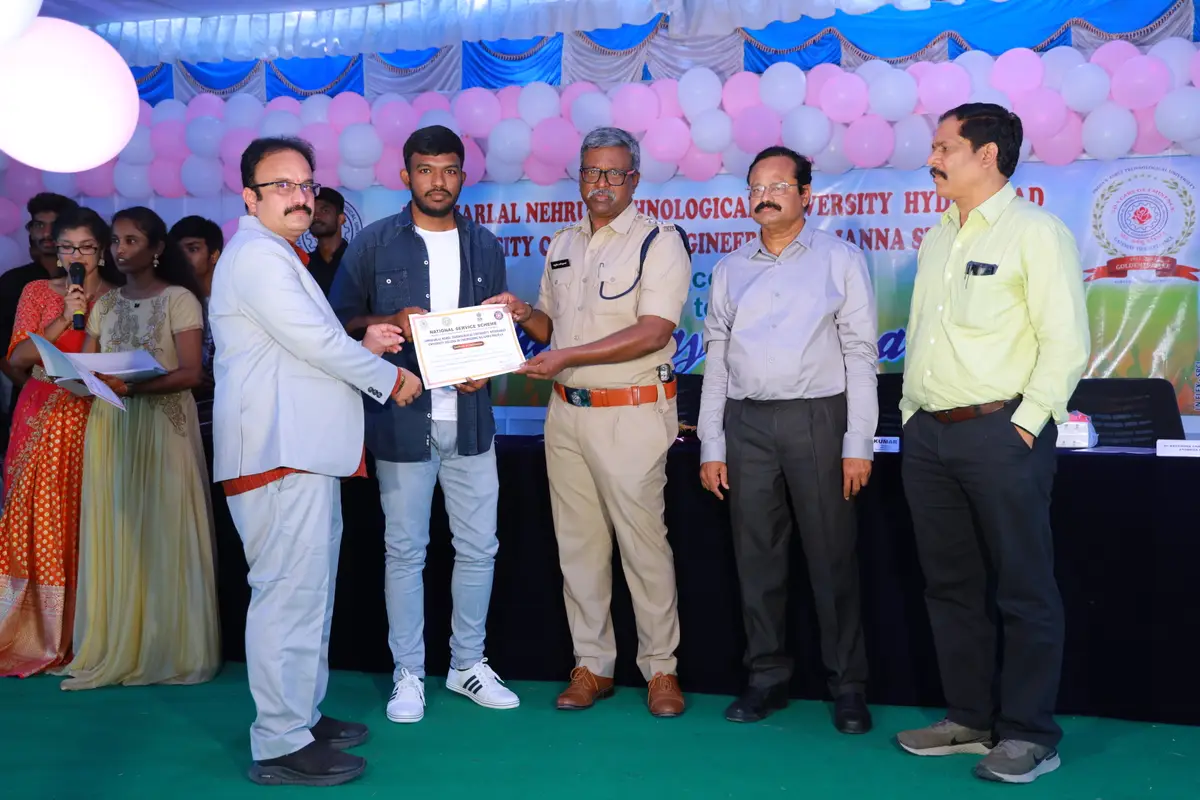 Jntuh University College of Engineering Rajanna Sircilla: campus photo 5