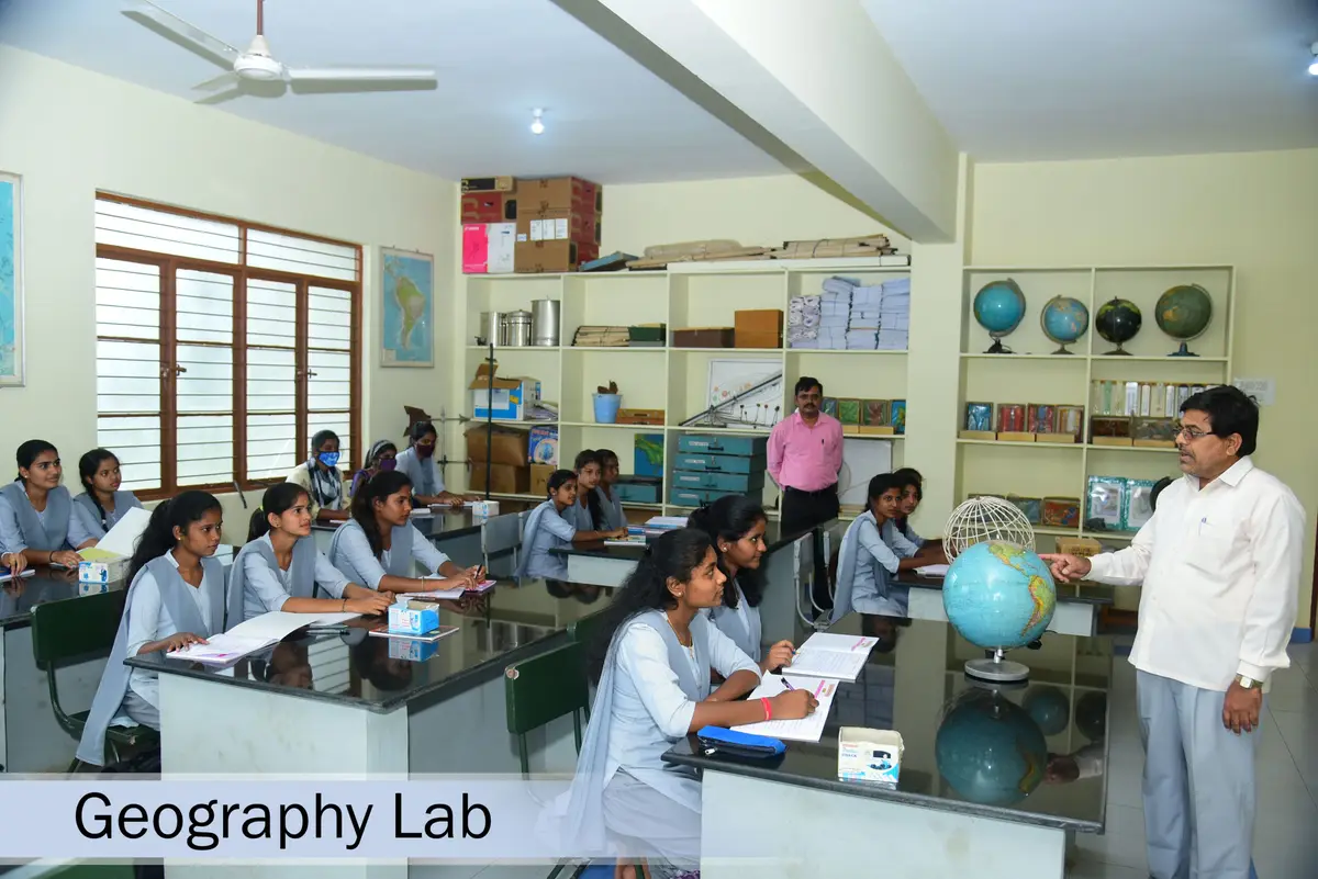 JSS College for Women campus photo 7