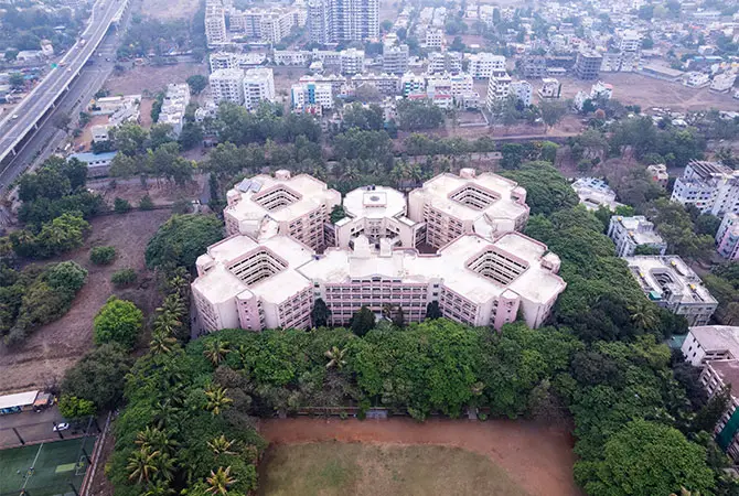K.K.Wagh Education Society's K.K.Wagh Institute of Engineering Education & Research, Hirabai Haribai Vidyanagari: campus photo 4