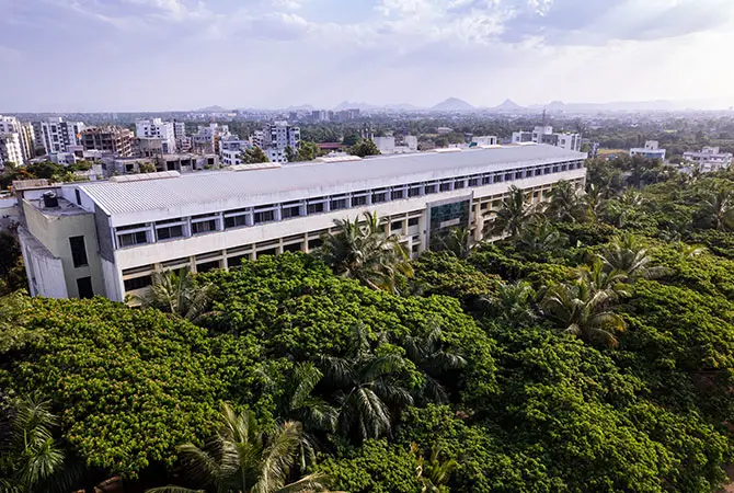 K.K.Wagh Education Society's K.K.Wagh Institute of Engineering Education & Research, Hirabai Haribai Vidyanagari: campus photo 1