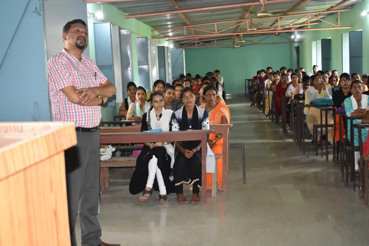 K.S.T. College: campus photo 5