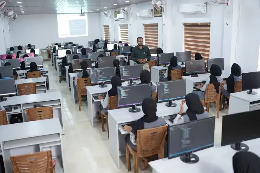 Kahm Unity Womens' College campus