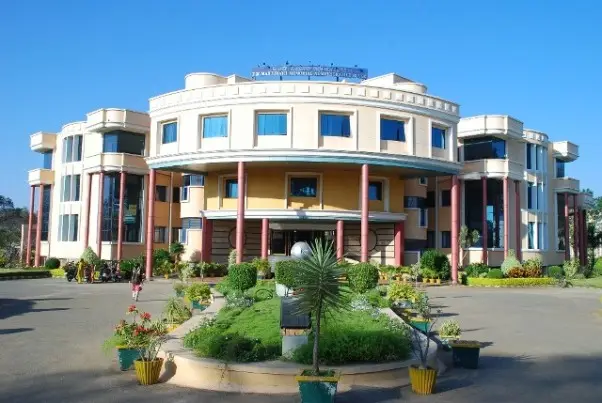 Kalpataru First Grade Science College: campus photo 3