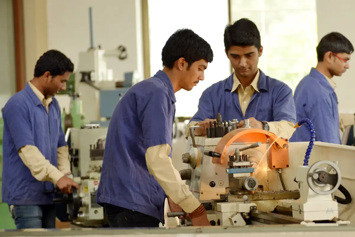 Kalyani Charitable Trusts K.R.Sapkal College of Management Studies, Kalyani Hills: campus photo 3