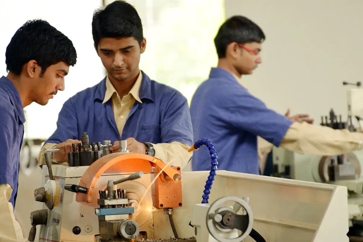 Kalyani Charitable Trusts K.R.Sapkal College of Management Studies, Kalyani Hills: campus photo 2