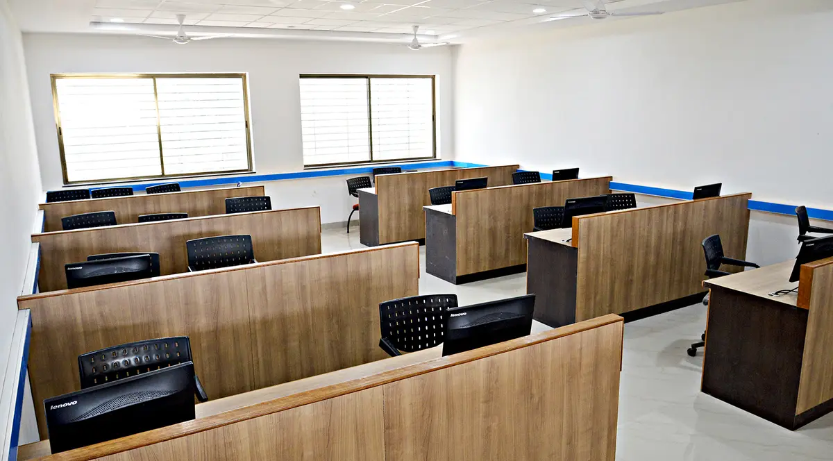 Kalyani Charitable Trusts Ravindra Gambhirrao Sapkal Pharmacy College, Sapkal PharmacyCollege, Ajneri, Wadholi, Tryambak, Dist.Nashik: campus photo 4