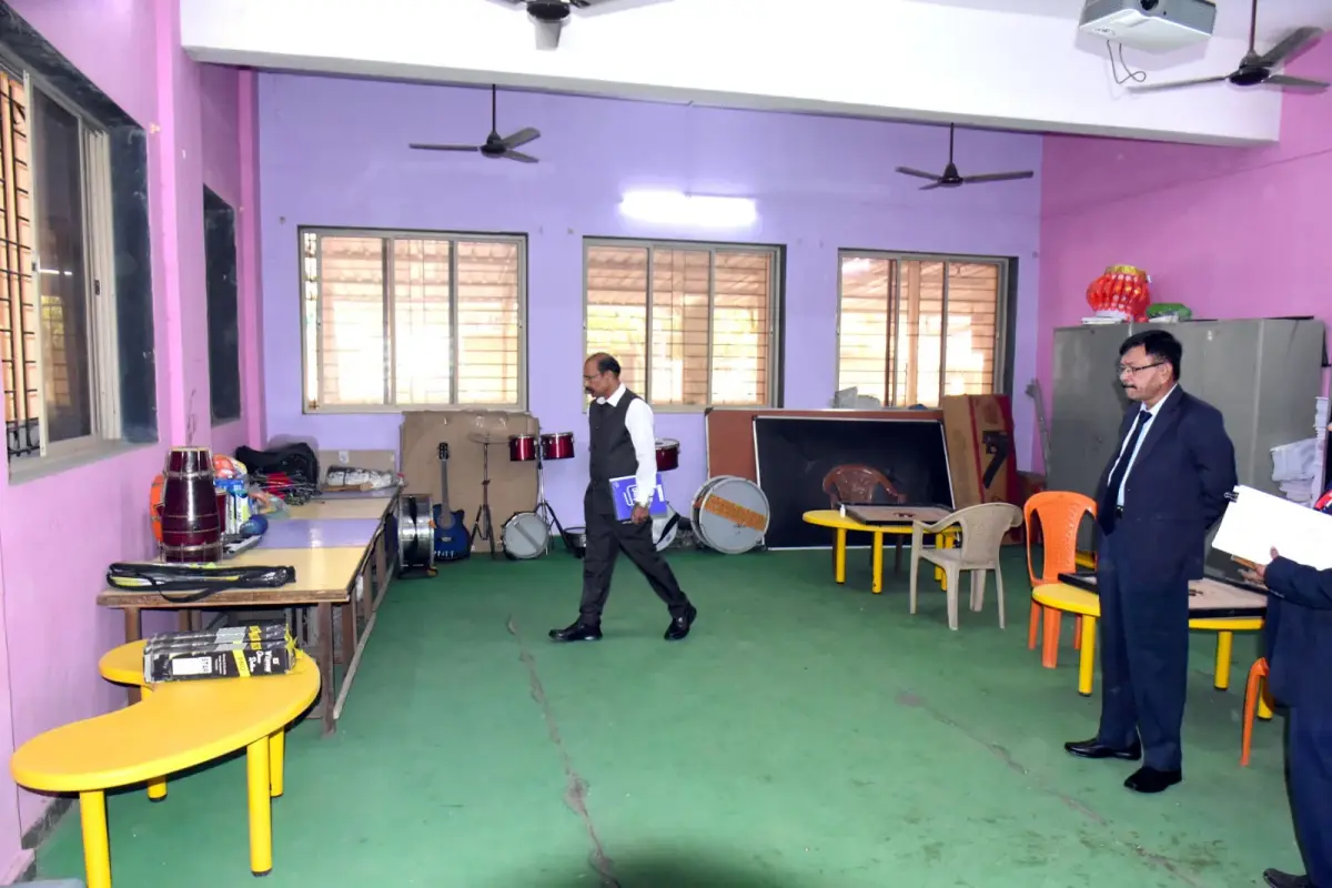 Kamalgauri Hiru Patil Shikshan Sansthas Sadguru Vamanbaba Commerce and Science College Taloja Majkur: campus photo 6