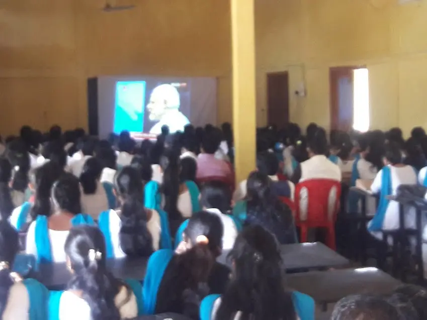 Kampur College: campus photo 4