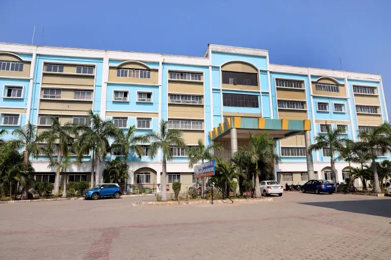 KARPAGA VINAYA INSTITUTE OF MEDICAL SCIENCES & RESEARCH CENTRE (Inst. Code – 490): campus photo 2