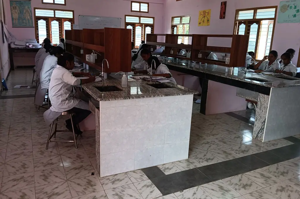 Kasthooribha Gandhi Pharmacy College: campus photo 8