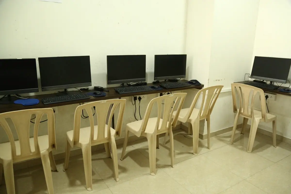 KES's Shri Jayantilal H. Patel Law College At: campus photo 3