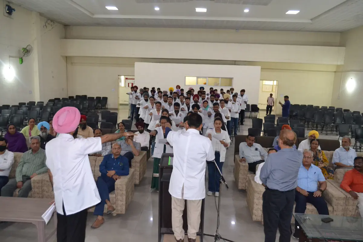 Khalsa College of Veterinary and Animal Sciences: campus photo 4