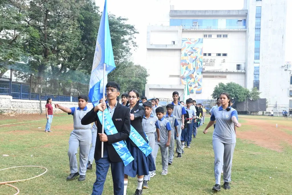 Khar Education Societys College of Commerce and Economics S V Road Khar W Mumbai: campus photo 6