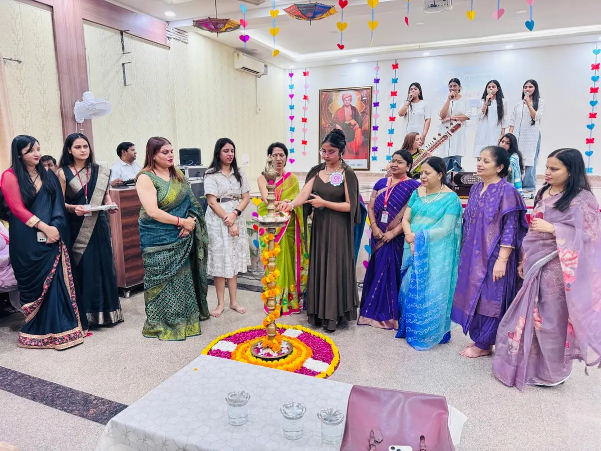 Kl Mehta Dayanand College For Women: campus photo 4
