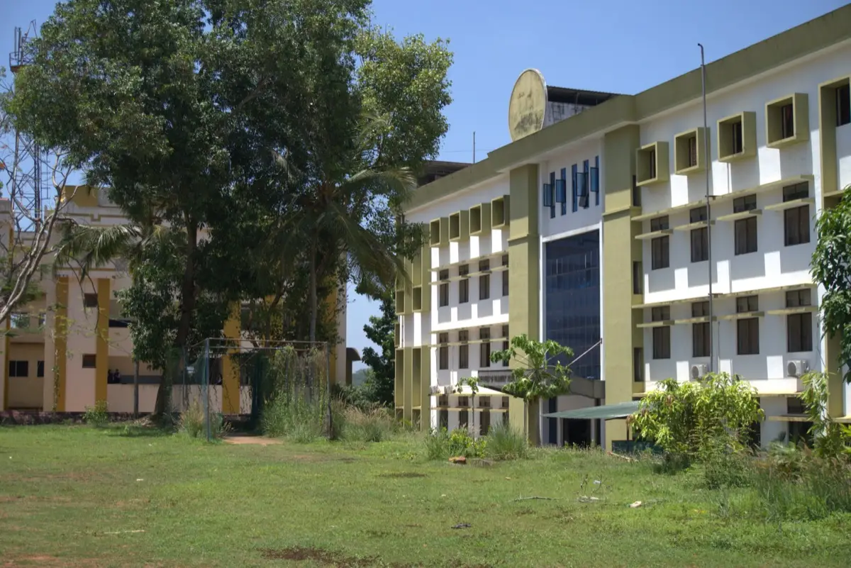 Kmct College of Nursing, Mampatta, Kozhikkode campus photo 5