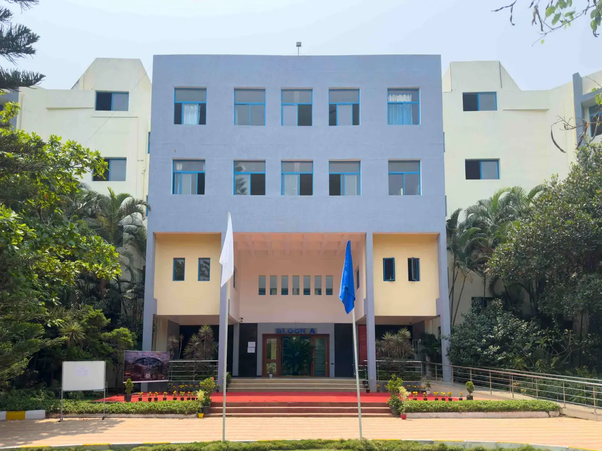 KNS Institute of Technology: campus photo 3