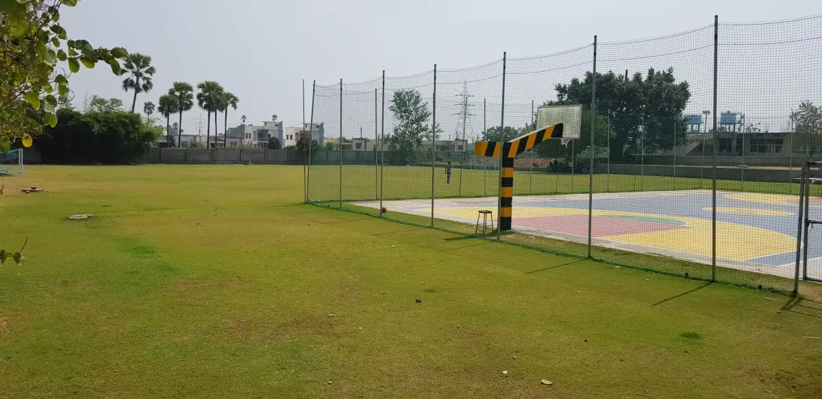 KPRIOM campus photo 2