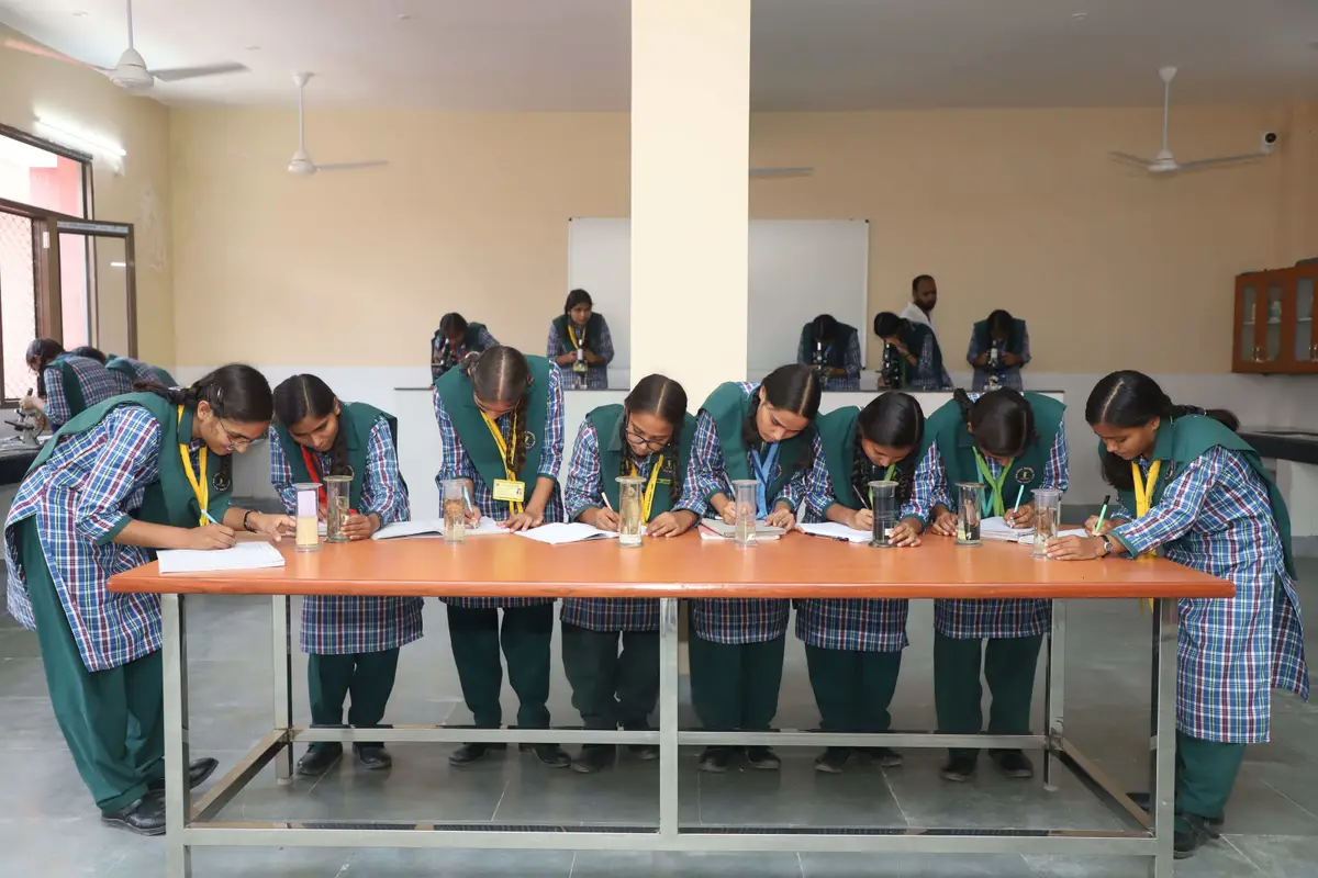 Kripalu Mahila Mahavidyalaya: campus photo 6