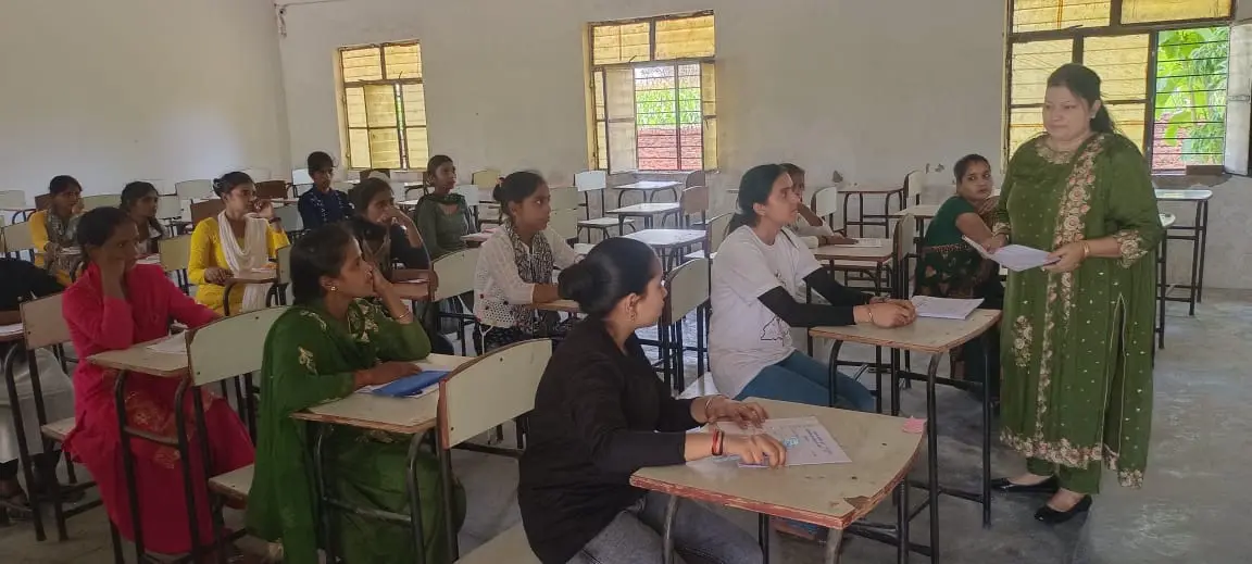 Krishna Mahavidyalaya: campus photo 8