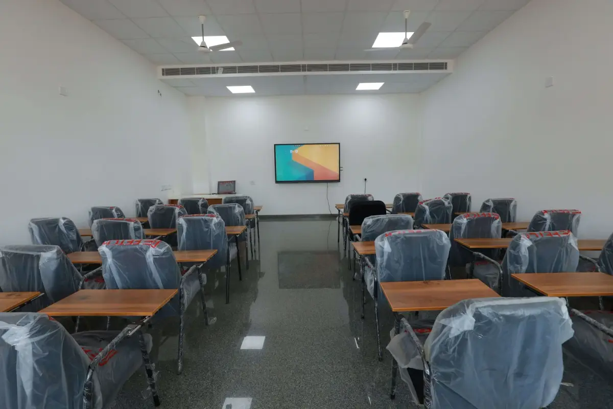 Kuniya College of Arts and Science: campus photo 7