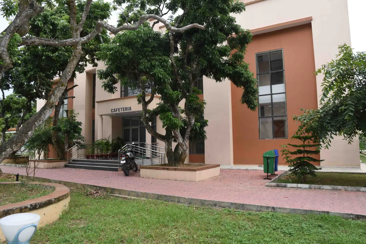 L.G.B. Regional Institute of Mental Health campus photo 5