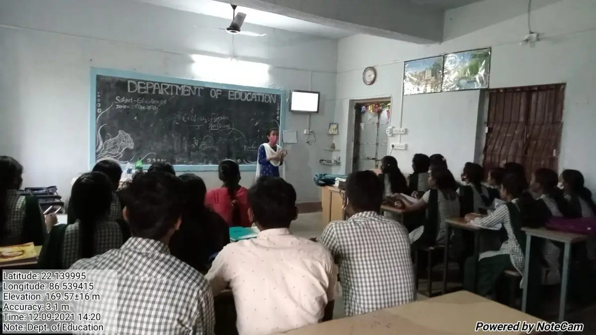 L.K College: campus photo 4