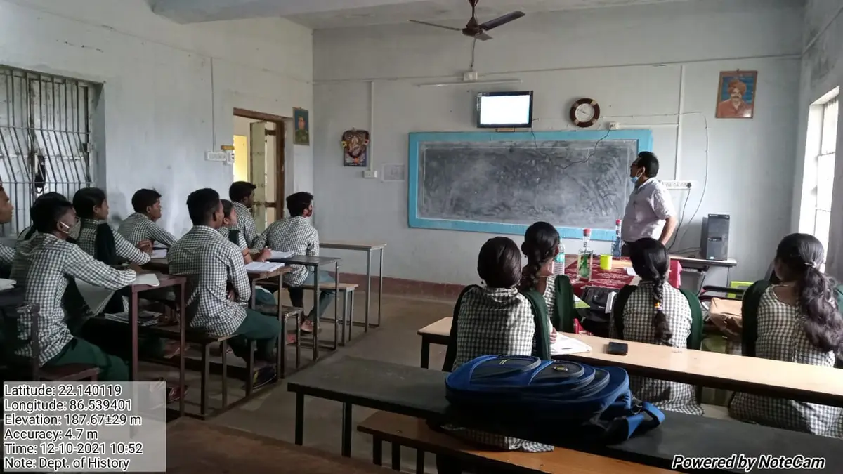 L.K College: campus photo 6