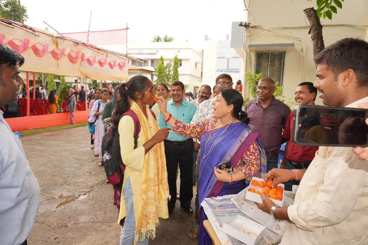 L.N.T. College: campus photo 5