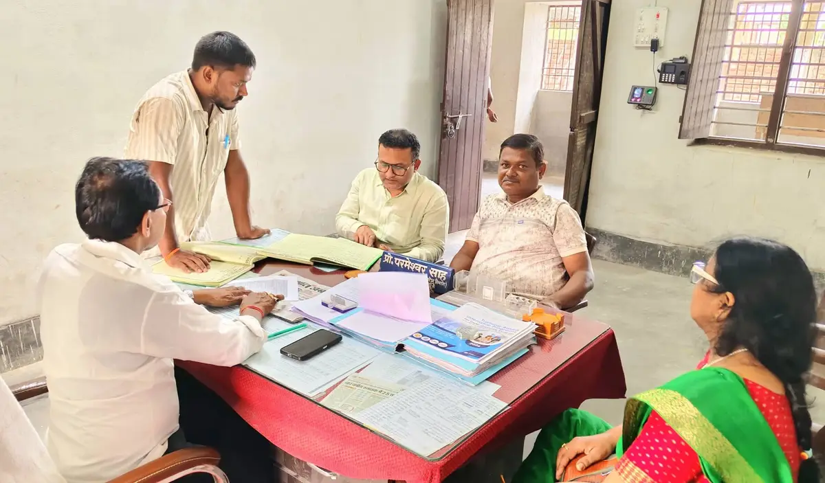 Lahtan Choudhary College Pastwar Baluaha Mahishi: campus photo 2