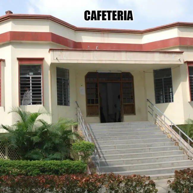 Lal Bahadur P.G. College, S.V.P. Road: campus photo 8