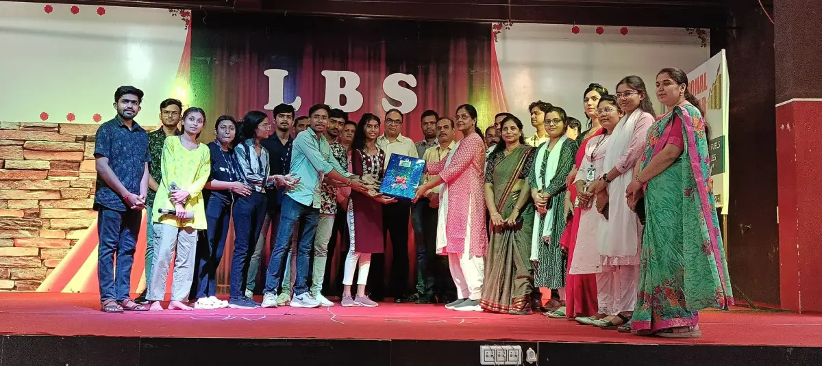 Lal Bahadur Shastri Vyavsayik Adhyapan Mahavidyaly Harda: campus photo 4