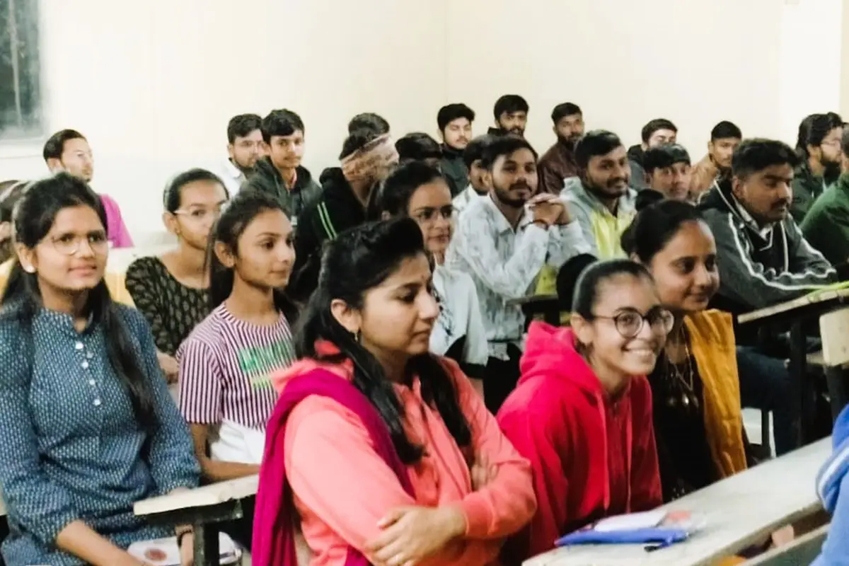 Late Shree Punjabhai Najbhai Boricha Commerce College Devgadh campus photo 1