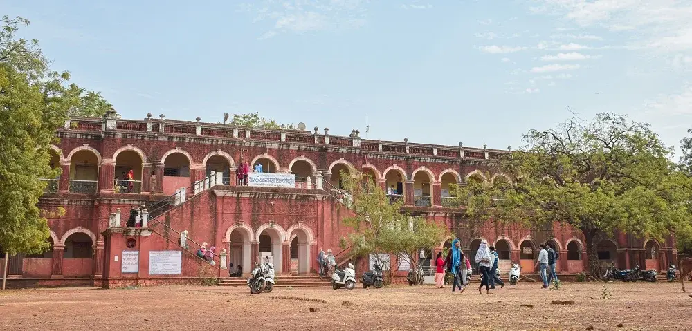 Late Smt. Indra Gandhi Government Girls College: campus photo 5