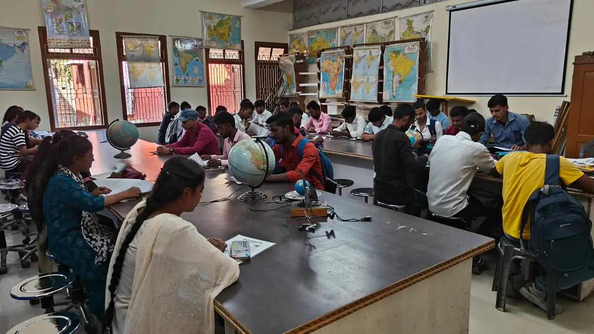 Laxmi Narain Dubey College: campus photo 7