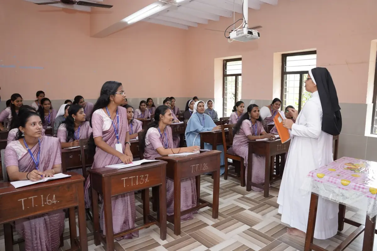 Lisieux Convent Teacher Training Institute Thrissur: campus photo 2