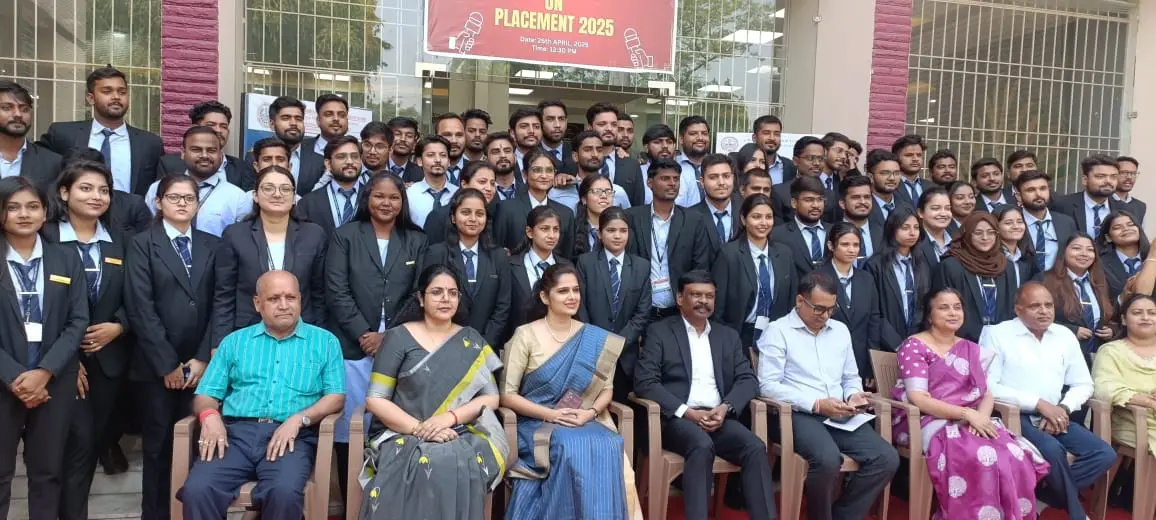 LNMI campus photo 1