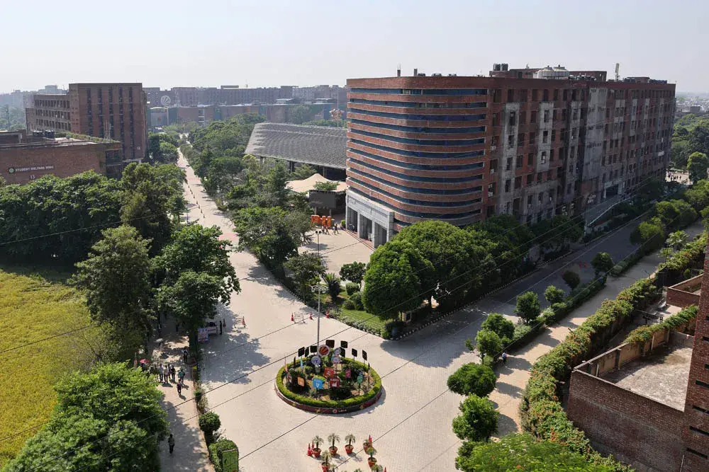 LPU campus photo 1
