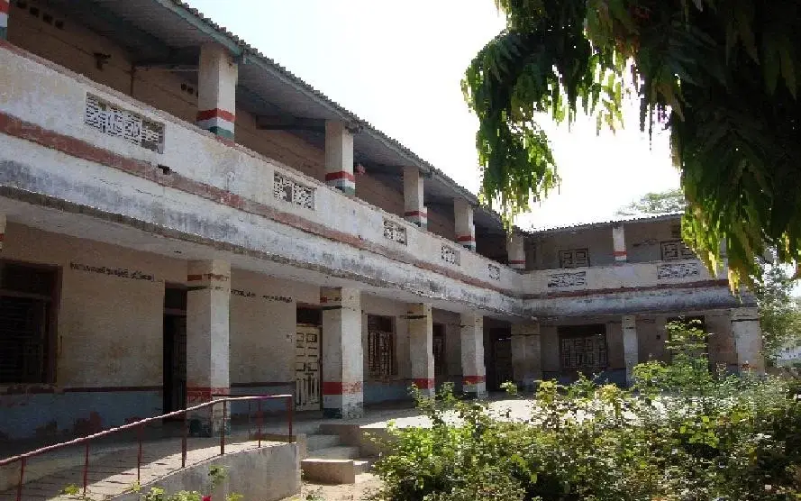M.B.Shah Primary Teacher Training College Kheda: campus photo 2