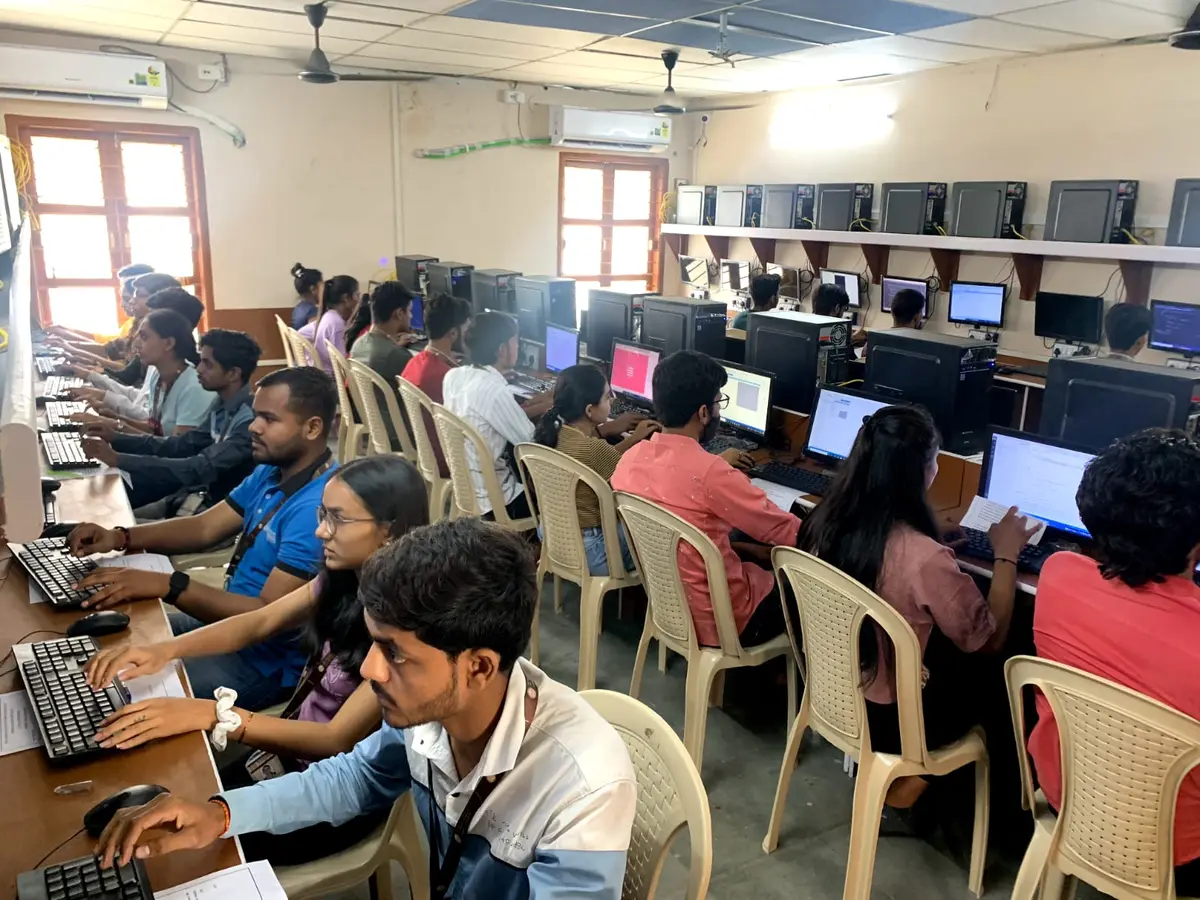 M. L. Parmar College of Computer Science and IT: campus photo 1