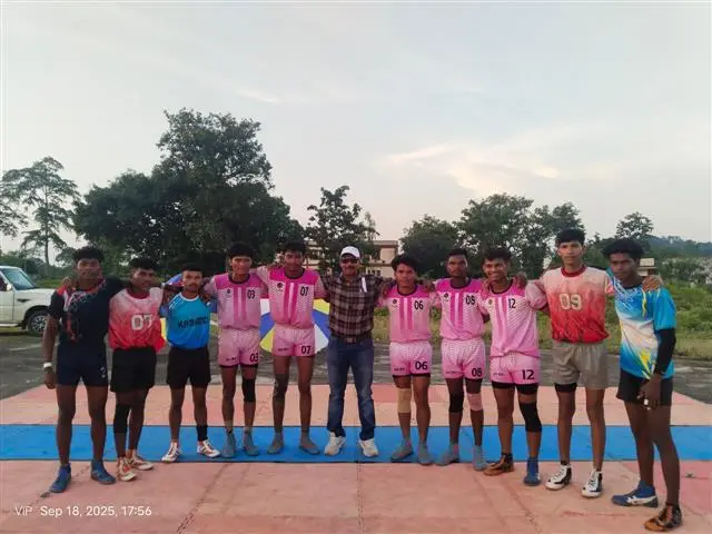 Maa Gangadai Govt College Bastar: campus photo 8