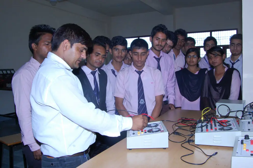 Maa Saraswati Institute of Engineering and Technology: campus photo 5