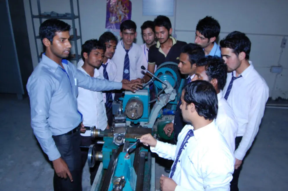 Maa Saraswati Institute of Engineering and Technology: campus photo 4