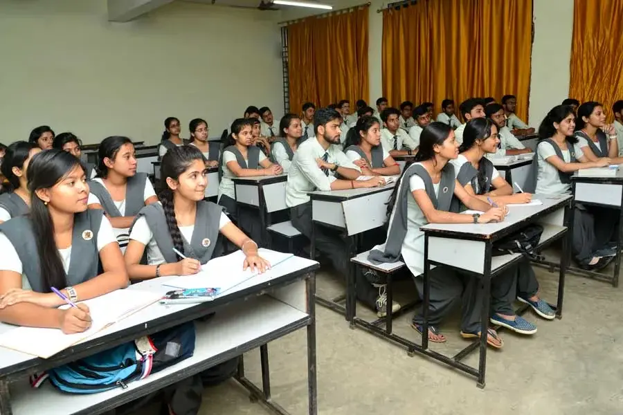 Madhya Bharat Pharmacy College campus photo 8