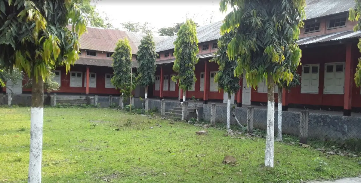 Madhya Kamrup College: campus photo 1